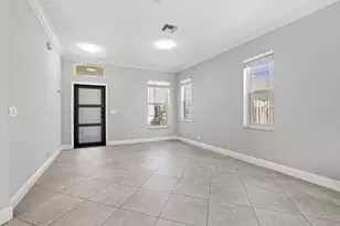 6878 NW 33rd St, Margate, FL 33063 - Photo 6