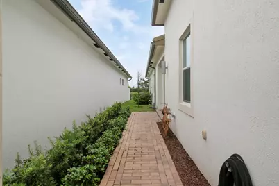 8914 Kingsmoor Way, Lake Worth, FL 33467 - Photo 6
