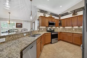 5606 Silver Oak Dr, Fort Pierce, FL 34982 - Photo 8