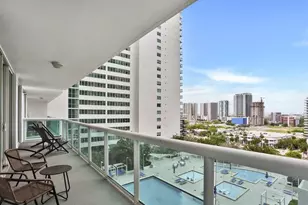 1800 N Bayshore Dr, Miami, FL 33132 - Photo 2