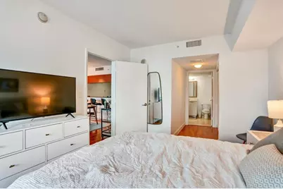 1800 N Bayshore Drive #1610, Miami, FL 33132 - Photo 14