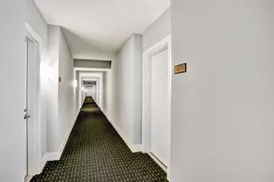 1800 N Bayshore Dr, Miami, FL 33132 - Photo 20