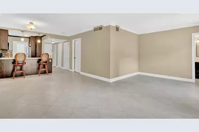 5501 NW 2nd Avenue # 111, Boca Raton, FL 33487 - Photo 8