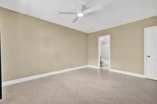 5501 NW 2nd Ave, Boca Raton, FL 33487 - Photo 16