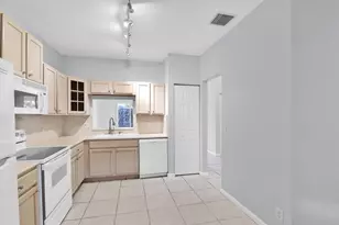 8297 Via Leonessa, Boca Raton, FL 33433 - Photo 6