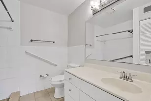 7200 W 14th Ave, Hialeah, FL 33014 - Photo 26