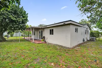 7200 W 14th Avenue, Hialeah, FL 33014 - Photo 36