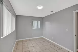 7200 W 14th Ave, Hialeah, FL 33014 - Photo 24