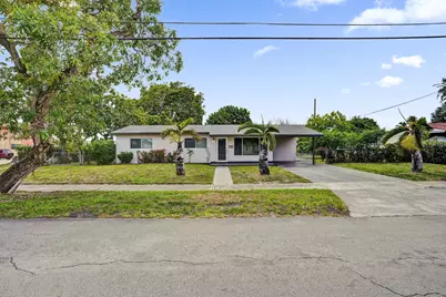 7200 W 14th Avenue, Hialeah, FL 33014 - Photo 2