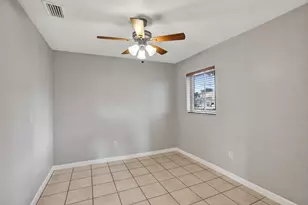 7200 W 14th Ave, Hialeah, FL 33014 - Photo 46