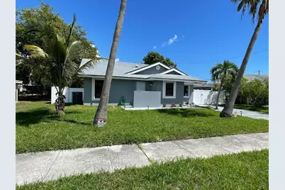378 NW 2nd Way, Deerfield Beach, FL 33441 - Photo 1