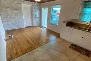 9192 Sunrise Dr, West Palm Beach, FL 33403 - Photo 2