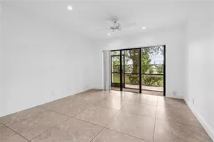 9150 NW 38th Dr, Coral Springs, FL 33065 - Photo 4