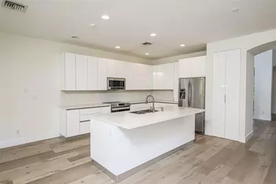 19364 S Whitewater Avenue, Weston, FL 33332 - Photo 8