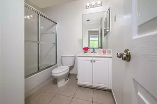 19364 S Whitewater Ave, Weston, FL 33332 - Photo 28