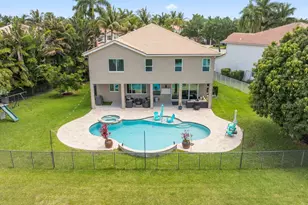 8578 Trailwinds Ct, Boynton Beach, FL 33473 - Photo 2