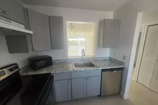 8600 N Sherman Circle N, Miramar, FL 33025 - Photo 8
