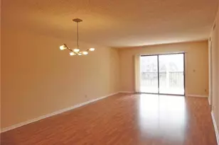 2213 Cypress Island Dr, Pompano Beach, FL 33069 - Photo 2