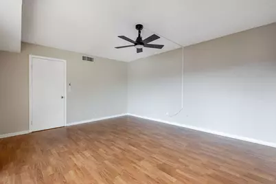 941 Springdale Circle, Palm Springs, FL 33461 - Photo 14