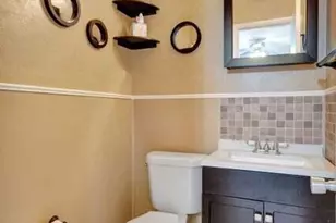 614 Holly Dr, Palm Beach Gardens, FL 33410 - Photo 12