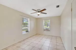 614 Holly Dr, Palm Beach Gardens, FL 33410 - Photo 12
