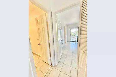 1004 Pine Drive #204, Pompano Beach, FL 33060 - Photo 10