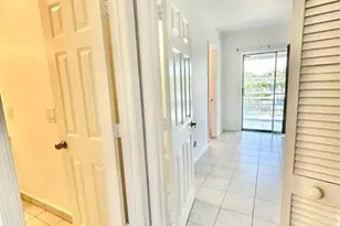 1004 Pine Dr, Pompano Beach, FL 33060 - Photo 10