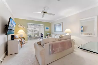 2401 Del-Aire Boulevard E #201, Delray Beach, FL 33445 - Photo 4