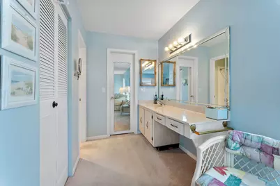 2401 Del-Aire Boulevard E #201, Delray Beach, FL 33445 - Photo 8