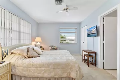 2401 Del-Aire Boulevard E #201, Delray Beach, FL 33445 - Photo 14