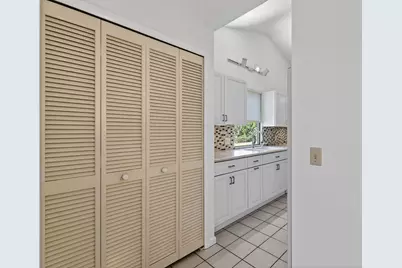 13196 SE Point O Woods Court, Hobe Sound, FL 33455 - Photo 12