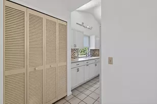 13196 SE Point O Woods Ct, Hobe Sound, FL 33455 - Photo 12