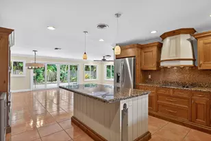 701 SW 5th St, Boca Raton, FL 33486 - Photo 10