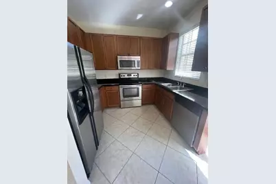 211 E Thatch Palm Circle, Jupiter, FL 33458 - Photo 8