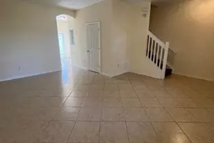 211 E Thatch Palm Cir, Jupiter, FL 33458 - Photo 4