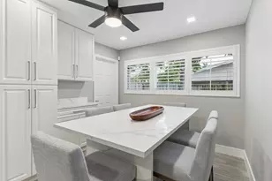 282 NE 27th Ct, Boca Raton, FL 33431 - Photo 4