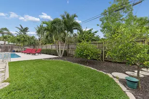 282 NE 27th Ct, Boca Raton, FL 33431 - Photo 22