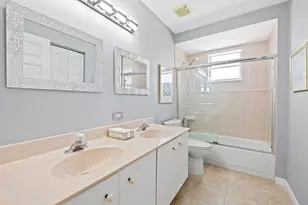 12781 Yardley Dr, Boca Raton, FL 33428 - Photo 28