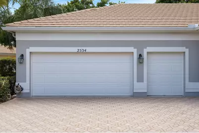2534 SW Manor Hill Drive, Palm City, FL 34990 - Photo 14