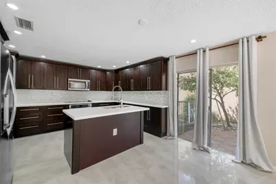 6625 NW 75th Place, Parkland, FL 33067 - Photo 8