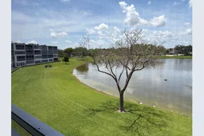 3082 Cornwall E, Boca Raton, FL 33434 - Photo 18