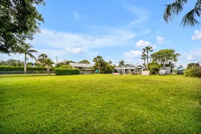 1408 N Lakeside Drive, Lake Worth Beach, FL 33460 - Photo 24