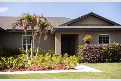 2581 SE Dogwood Avenue, Port Saint Lucie, FL 34952 - Photo 18