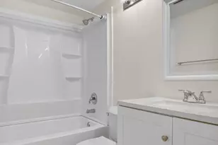 660 Horizon W, Boynton Beach, FL 33435 - Photo 16