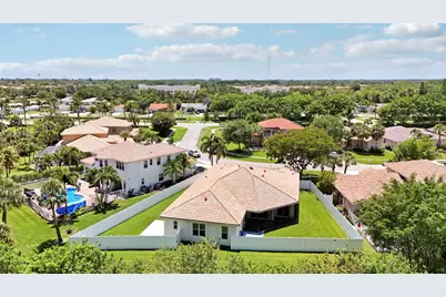 10075 Freesian Way, Wellington, FL 33449 - Photo 54