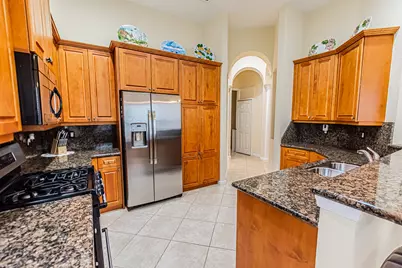 431 NW Cool Water Court, Port Saint Lucie, FL 34986 - Photo 4