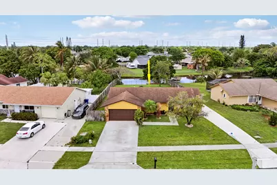 144 Bilbao Street, Royal Palm Beach, FL 33411 - Photo 6