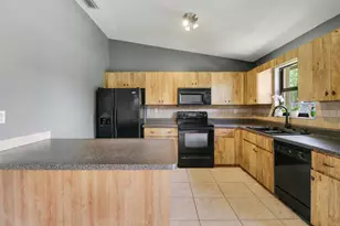 144 Bilbao St, Royal Palm Beach, FL 33411 - Photo 16
