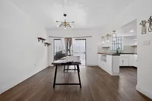 251 NE 142nd St, Miami, FL 33161 - Photo 24