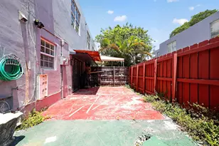 251 NE 142nd St, Miami, FL 33161 - Photo 4